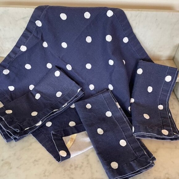 Kate Spade Charlotte Street Napkins Navy White Polka Dot 4 - Picture 9 of 14